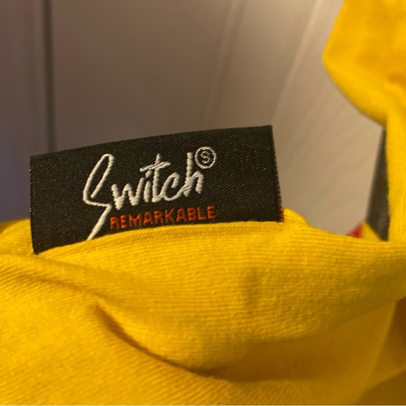 Switch Remarkable Yellow Graphic T-Shirt - Men's Large - Picture 4 of 5